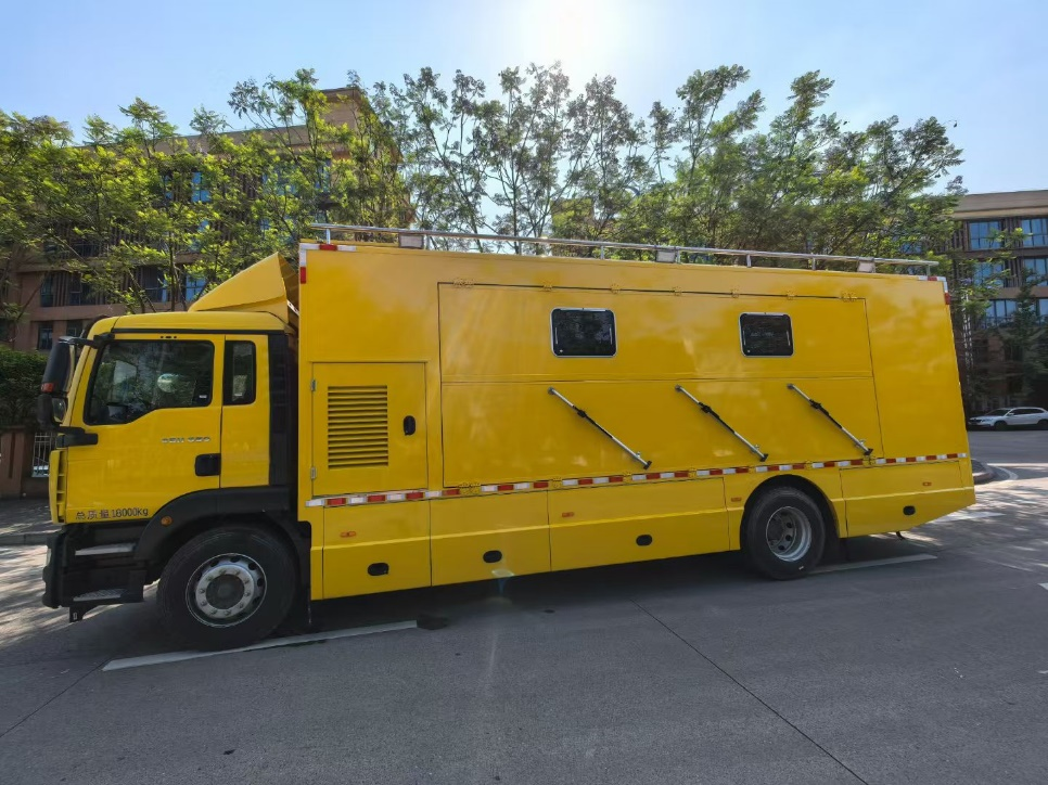 国家电网炊事车